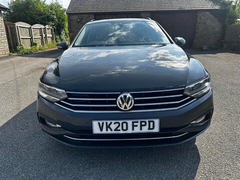 Volkswagen Passat SE NAV TDI DSG 4