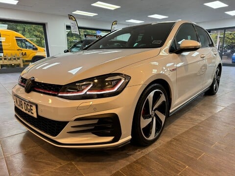 Volkswagen Golf GTI TSI DSG 1