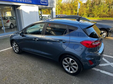 Ford Fiesta TREND 5