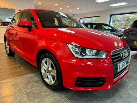 Audi A1 SPORTBACK TFSI SE 10