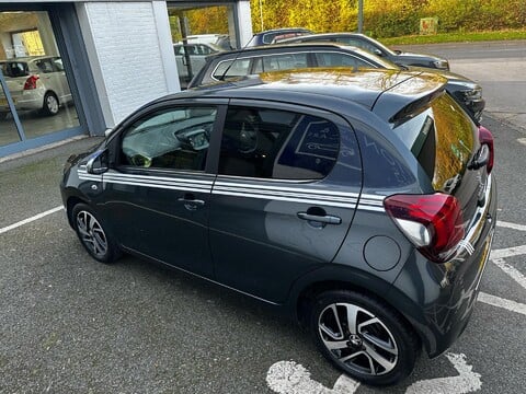 Peugeot 108 COLLECTION 6