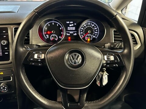 Volkswagen Golf SV SE NAVIGATION TSI EVO 17