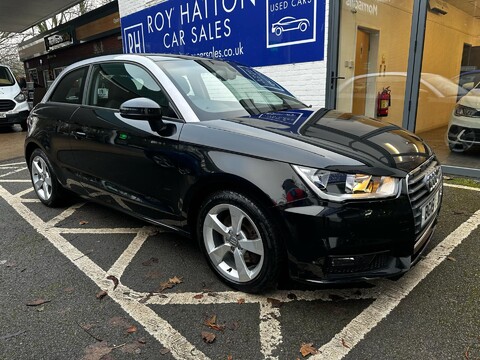 Audi A1 TFSI SPORT 12