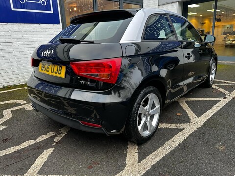 Audi A1 TFSI SPORT 10