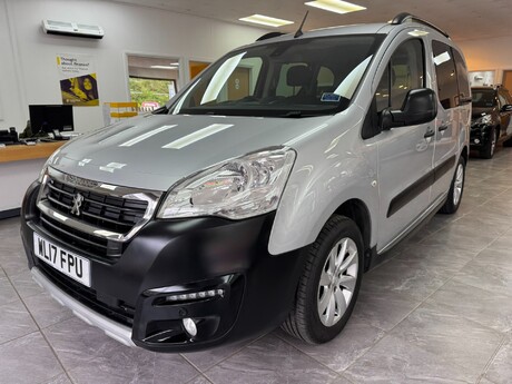 Peugeot Partner Tepee BLUE HDI S/S TEPEE OUTDOOR