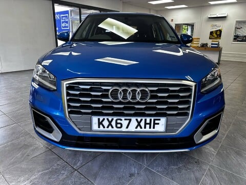 Audi Q2 TFSI SPORT 4
