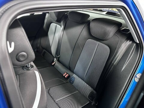Audi Q2 TFSI SPORT 26
