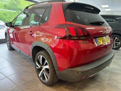 Peugeot 2008 BLUE HDI S/S GT LINE 2