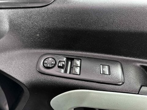 Citroen Berlingo BLUEHDI FEEL M 19