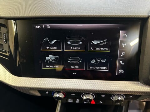 Audi A1 SPORTBACK TFSI S LINE 21