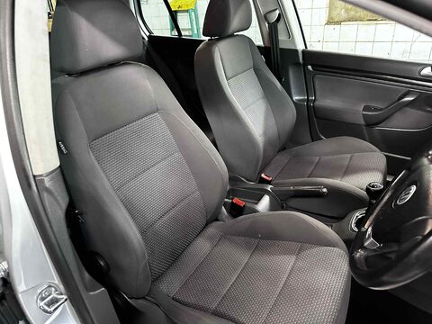 Volkswagen Golf GT TDI 17