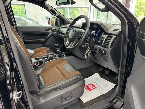 Ford Ranger WILDTRAK 4X4 DCB TDCI 17