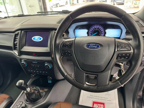 Ford Ranger WILDTRAK 4X4 DCB TDCI 19