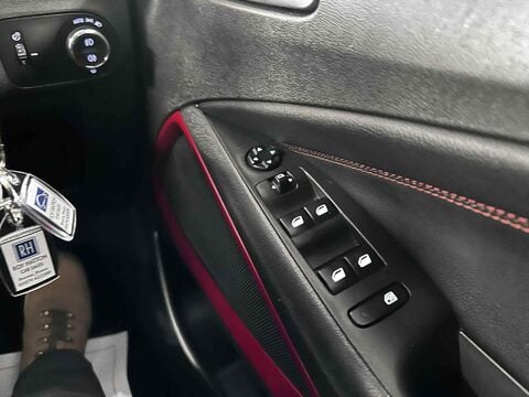 Vauxhall Crossland SRI NAV 23