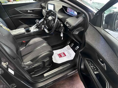 Peugeot 3008 BLUEHDI S/S GT LINE 15