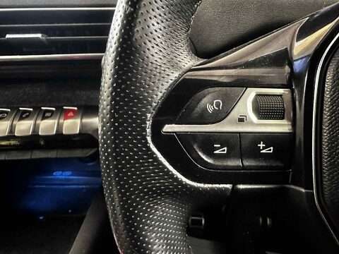 Peugeot 3008 BLUEHDI S/S GT LINE 19