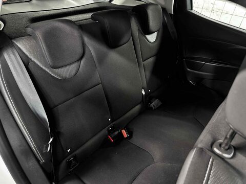 Renault Clio DYNAMIQUE MEDIANAV 29