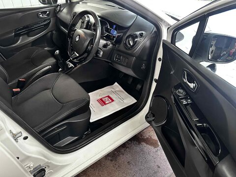Renault Clio DYNAMIQUE MEDIANAV 14