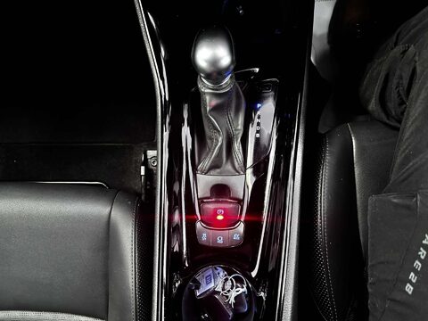 Toyota C-HR EXCEL 23