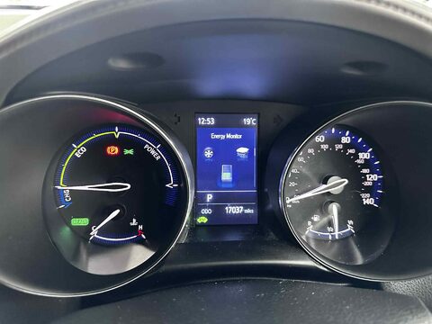 Toyota C-HR EXCEL 20