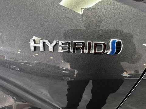 Toyota C-HR EXCEL 6