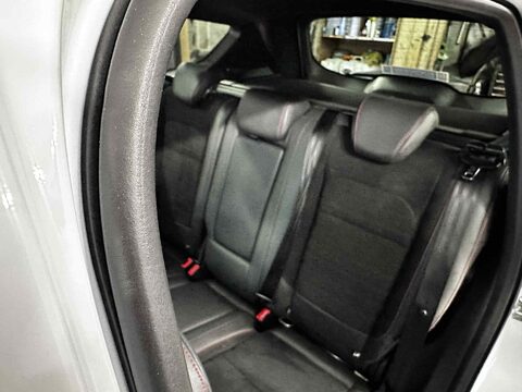 Ford Kuga ST-LINE TDCI 27