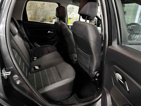 Dacia Duster PRESTIGE SCE 27