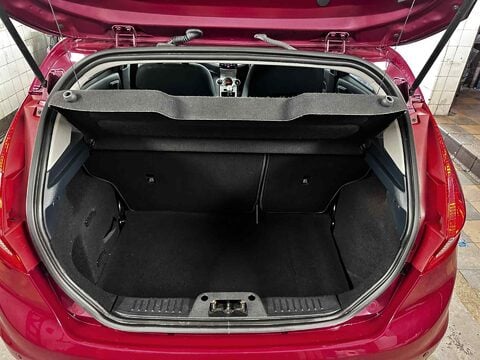 Ford Fiesta TITANIUM 28