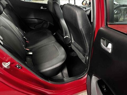 Hyundai i10 PREMIUM SE 28
