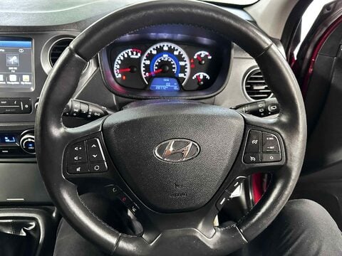 Hyundai i10 PREMIUM SE 16