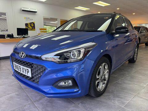 Hyundai i20 MPI PLAY 6