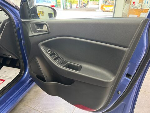 Hyundai i20 MPI PLAY 22