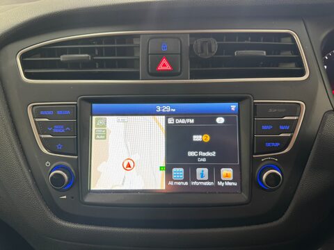 Hyundai i20 MPI PLAY 25