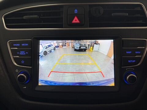 Hyundai i20 MPI PLAY 26