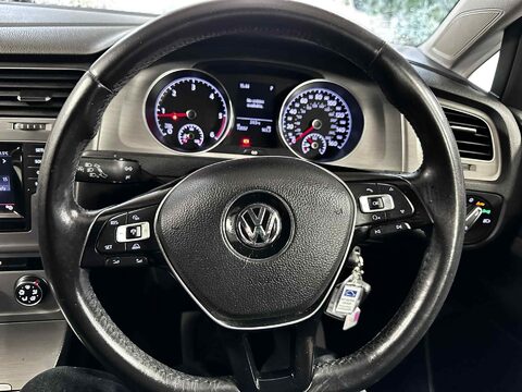 Volkswagen Golf MATCH TDI BLUEMOTION TECHNOLOGY DSG 16