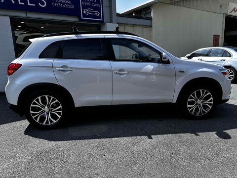 Mitsubishi Asx DI-D 4 9