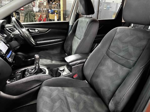 Nissan X-Trail DCI N-VISION SE 26