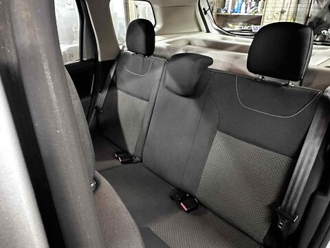 Dacia Duster LAUREATE DCI 26