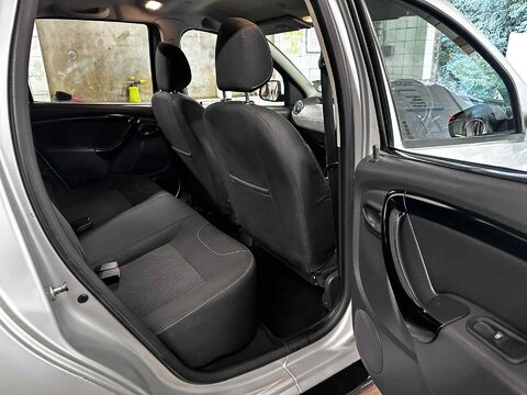 Dacia Duster LAUREATE DCI 25
