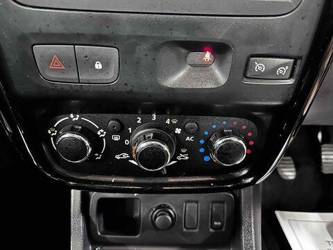 Dacia Duster LAUREATE DCI 23