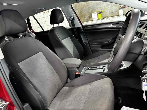 Volkswagen Golf S TSI BLUEMOTION TECHNOLOGY 16