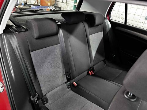 Volkswagen Golf S TSI BLUEMOTION TECHNOLOGY 26