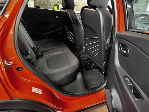 Renault Captur DYNAMIQUE S NAV DCI 29