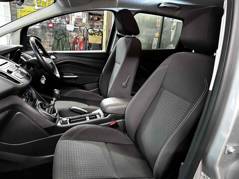 Ford C-Max ZETEC 14