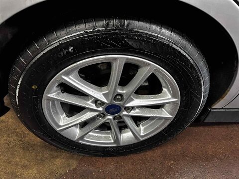 Ford C-Max ZETEC 10
