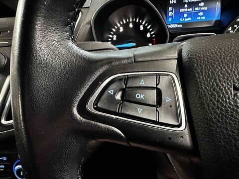 Ford C-Max ZETEC 18