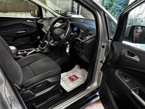 Ford C-Max ZETEC 15