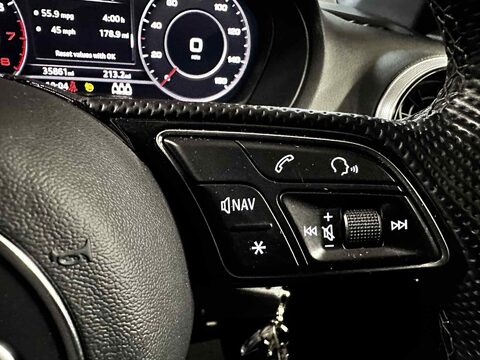 Audi Q2 TFSI S LINE 21
