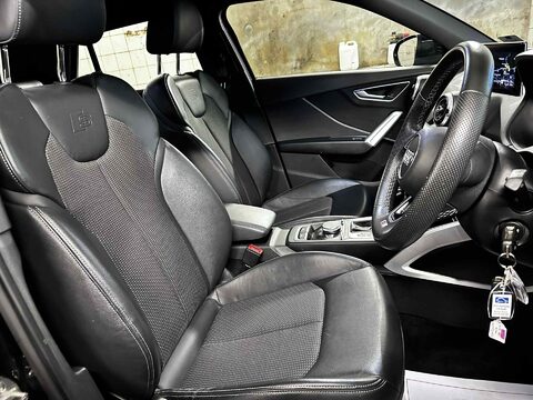 Audi Q2 TFSI S LINE 15