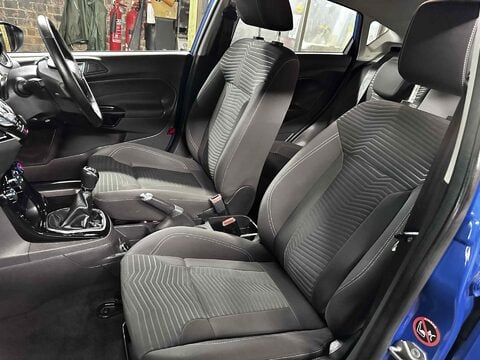 Ford Fiesta ZETEC 26